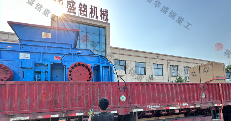 鐵礦石液壓對輥破碎機的維護成本如何？工作原理是什么？